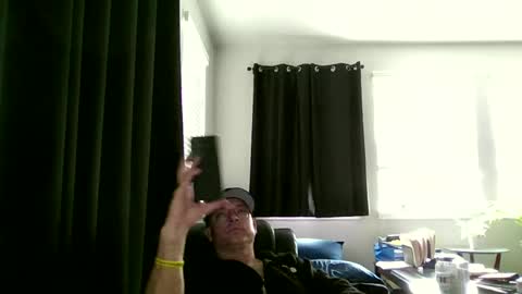 Snapshot of caligrown1154 chatting on 06.19.26 caligrown1154 online show from 06.19.26