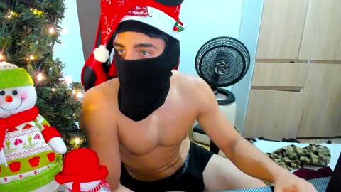 calihotcaliente27 online show from 12.18.24