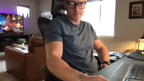 calirsedmo online show from 12.19.25