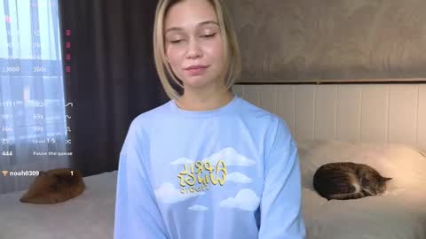 Snapshot of call__me_mommy_ chatting on 03.05.25 Nancy Please thumbs up me online show from 03.05.25