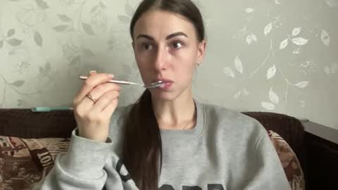 Snapshot of call_me_dad_ chatting on 01.18.25 Anna online show from 01.18.25