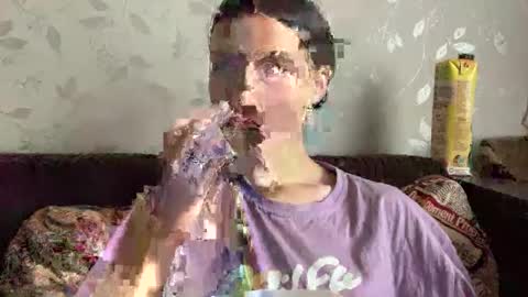 Snapshot of call_me_dad_ chatting on 09.29.25 Anna online show from 09.29.25