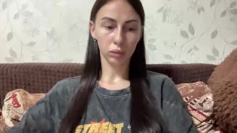 Snapshot of call_me_dad_ chatting on 10.21.25 Anna online show from 10.21.25