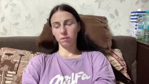 Snapshot of call_me_dad_ chatting on 11.24.25 Anna online show from 11.24.25