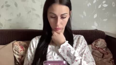 Snapshot of call_me_dad_ chatting on 11.26.25 Anna online show from 11.26.25