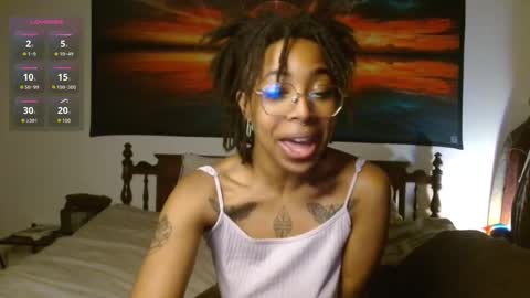 Snapshot of call_me_hedone chatting on 11.21.25 Hedone online show from 11.21.25