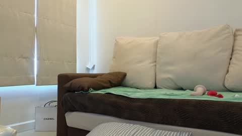 Snapshot of call_me_linda56 chatting on 01.10.25 Call Me Linda online show from 01.10.25