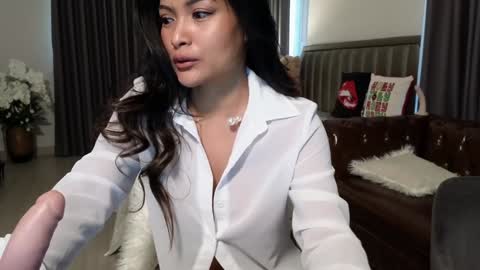 Snapshot of call_me_linda56 chatting on 02.02.25 Call Me Linda online show from 02.02.25