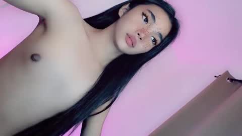 call_me_nina online show from 05.11.26