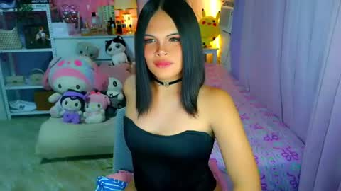 Snapshot of callme_mia chatting on 07.07.26 Mia online show from 07.07.26