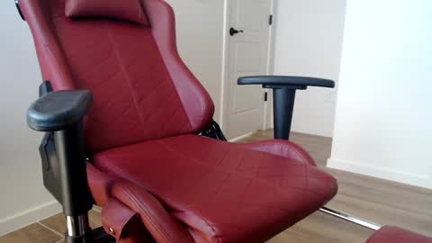 Snapshot of callmethe1 chatting on 09.15.25 DesertBoy2023 online show from 09.15.25