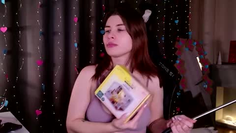 Snapshot of callmetori chatting on 02.15.26 Frida online show from 02.15.26