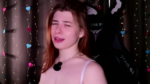 Snapshot of callmetori chatting on 03.16.26 Frida online show from 03.16.26