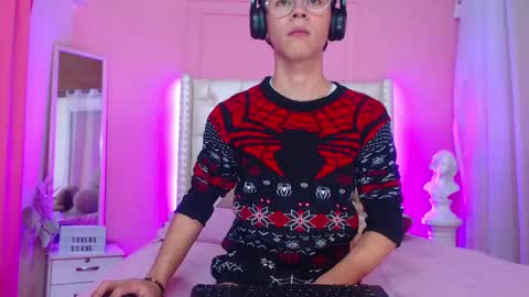 Snapshot of callum_77 chatting on 02.21.25 CALLUM online show from 02.21.25