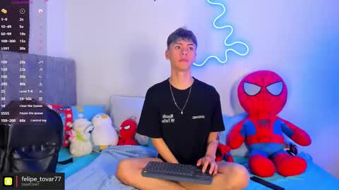 Snapshot of callum_77 chatting on 10.24.25 CALLUM online show from 10.24.25