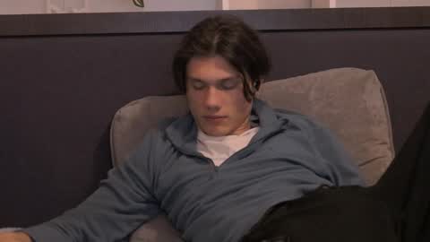 Snapshot of calvin_cay chatting on 01.13.25 Calvin online show from 01.13.25