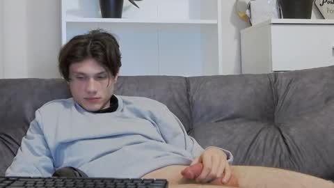 Snapshot of calvin_cay chatting on 02.03.25 Calvin online show from 02.03.25