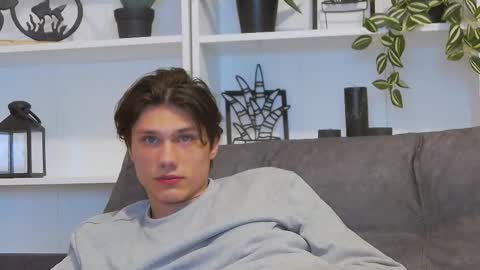 Snapshot of calvin_cay chatting on 02.27.25 Calvin online show from 02.27.25