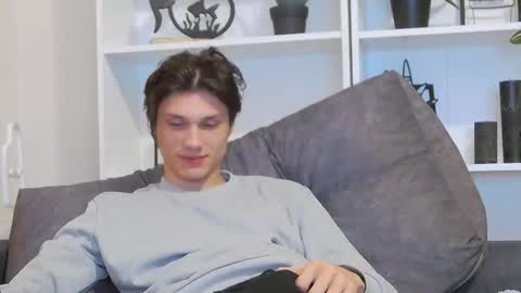 Snapshot of calvin_cay chatting on 02.28.25 Calvin online show from 02.28.25