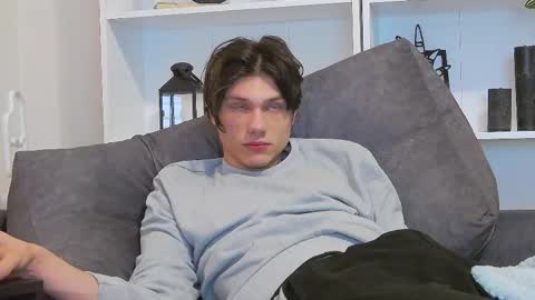 Snapshot of calvin_cay chatting on 02.28.25 Calvin online show from 02.28.25