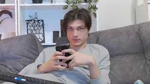 Snapshot of calvin_cay chatting on 03.12.25 Calvin online show from 03.12.25