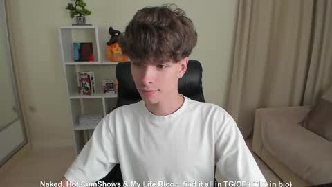 Hey I am Calvin  online show from 09.12.25