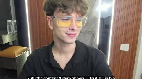 Hey I am Calvin  online show from 04.26.26