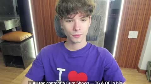 Hey I am Calvin  online show from 05.01.26