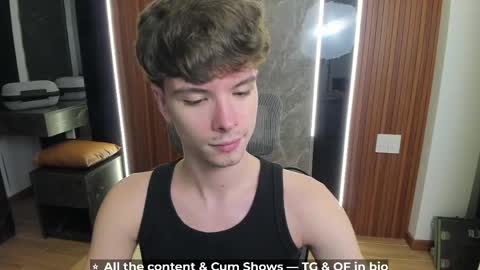 Hey I am Calvin  online show from 05.06.26