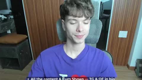 Hey I am Calvin  online show from 05.08.26