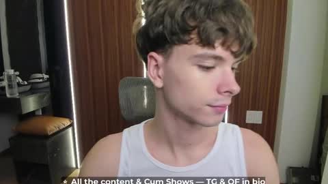 Hey I am Calvin  online show from 05.10.26