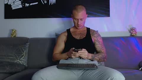 Snapshot of calvinhunt69 chatting on 01.13.25 Calvin online show from 01.13.25