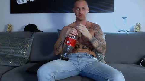 Snapshot of calvinhunt69 chatting on 01.20.25 Calvin online show from 01.20.25