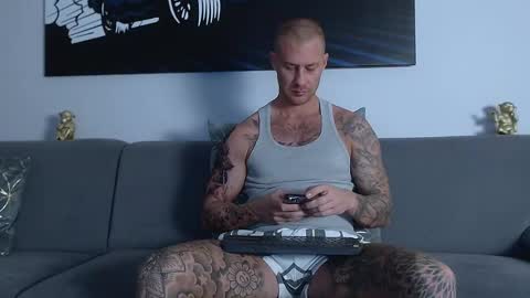 Snapshot of calvinhunt69 chatting on 01.27.25 Calvin online show from 01.27.25