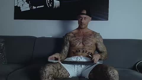 Snapshot of calvinhunt69 chatting on 09.17.25 Calvin online show from 09.17.25