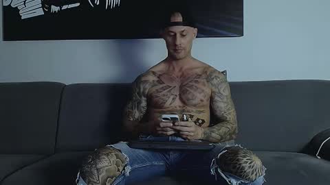 Snapshot of calvinhunt69 chatting on 09.24.25 Calvin online show from 09.24.25