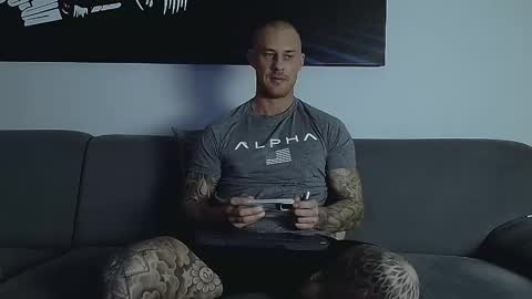 Snapshot of calvinhunt69 chatting on 11.24.25 Calvin online show from 11.24.25