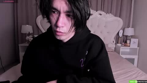 Snapshot of calvinowens chatting on 11.19.25 Calvin Owens online show from 11.19.25