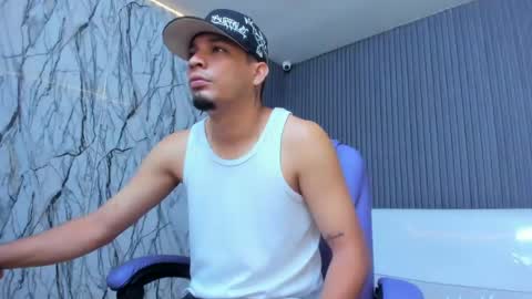 Snapshot of cam_xman chatting on 06.04.26 cam_xman online show from 06.04.26