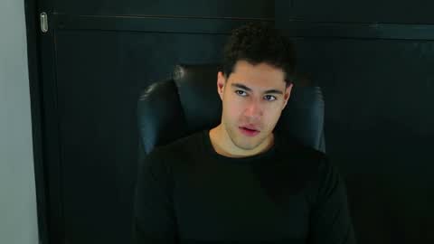 camara110 online show from 02.08.25