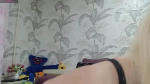 CamDiva1 online show from 06.20.26