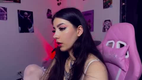 Snapshot of cami_mila99 chatting on 01.06.26 CAMI online show from 01.06.26