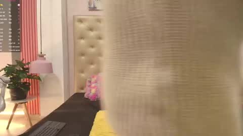 CA M I online show from 12.02.25