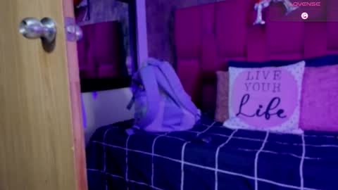 Snapshot of camila__bouzas chatting on 02.17.26 camila__bouzas online show from 02.17.26