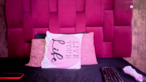 Snapshot of camila__bouzas chatting on 02.20.26 camila__bouzas online show from 02.20.26