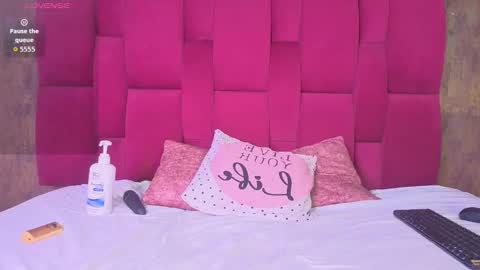 Snapshot of camila__bouzas chatting on 03.07.26 camila__bouzas online show from 03.07.26