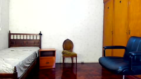 Snapshot of camila_berk chatting on 01.31.25 Cami online show from 01.31.25