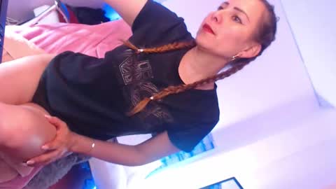 camila online show from 09.13.25