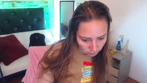 camila online show from 09.17.25