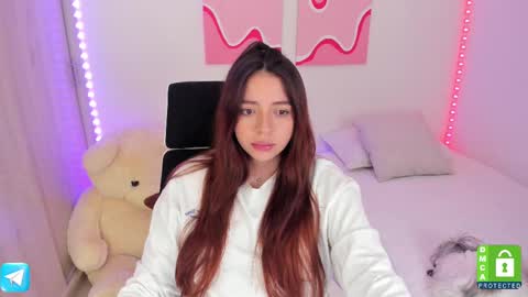 Snapshot of camila_ec2 chatting on 02.10.25 C A M I online show from 02.10.25